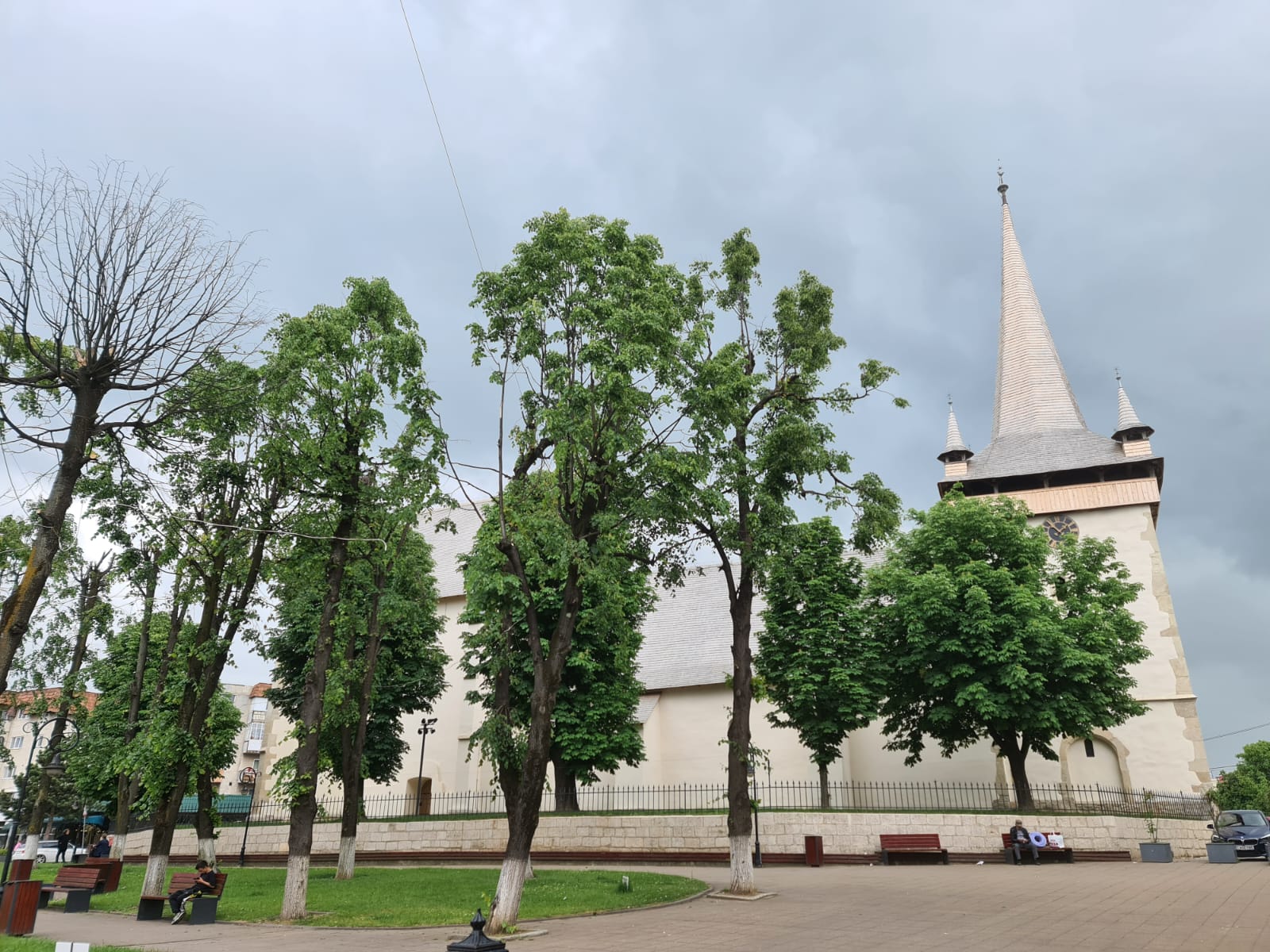 A bánffyhunyadi templom felújított tornyával (is) harangozták be a Kalotaszegi Magyar Napokat
