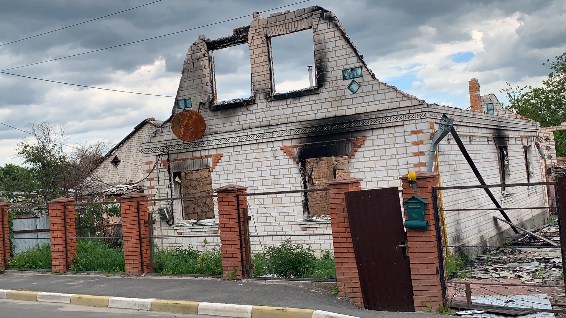 Vissza Kijevbe. Fordított útinapló, pusztítás nyomaival, elszántsággal
