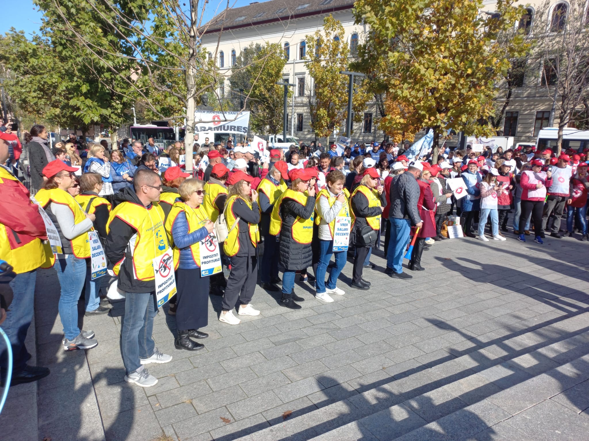 Sztrákőrséget állt a Sanitas szakszervezeti szövetség