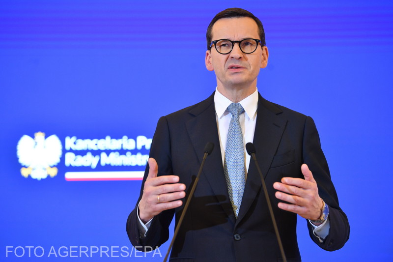 A lengyel miniszterelnök nyugalomra int a rakétabecsapódás kapcsán