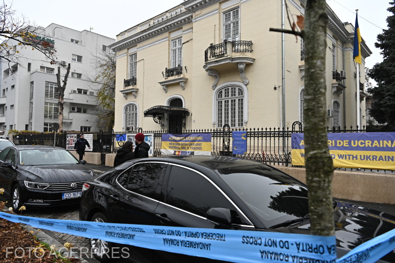 Nem voltak veszélyes anyagok az ukrán nagykövetségre érkezett borítékokban