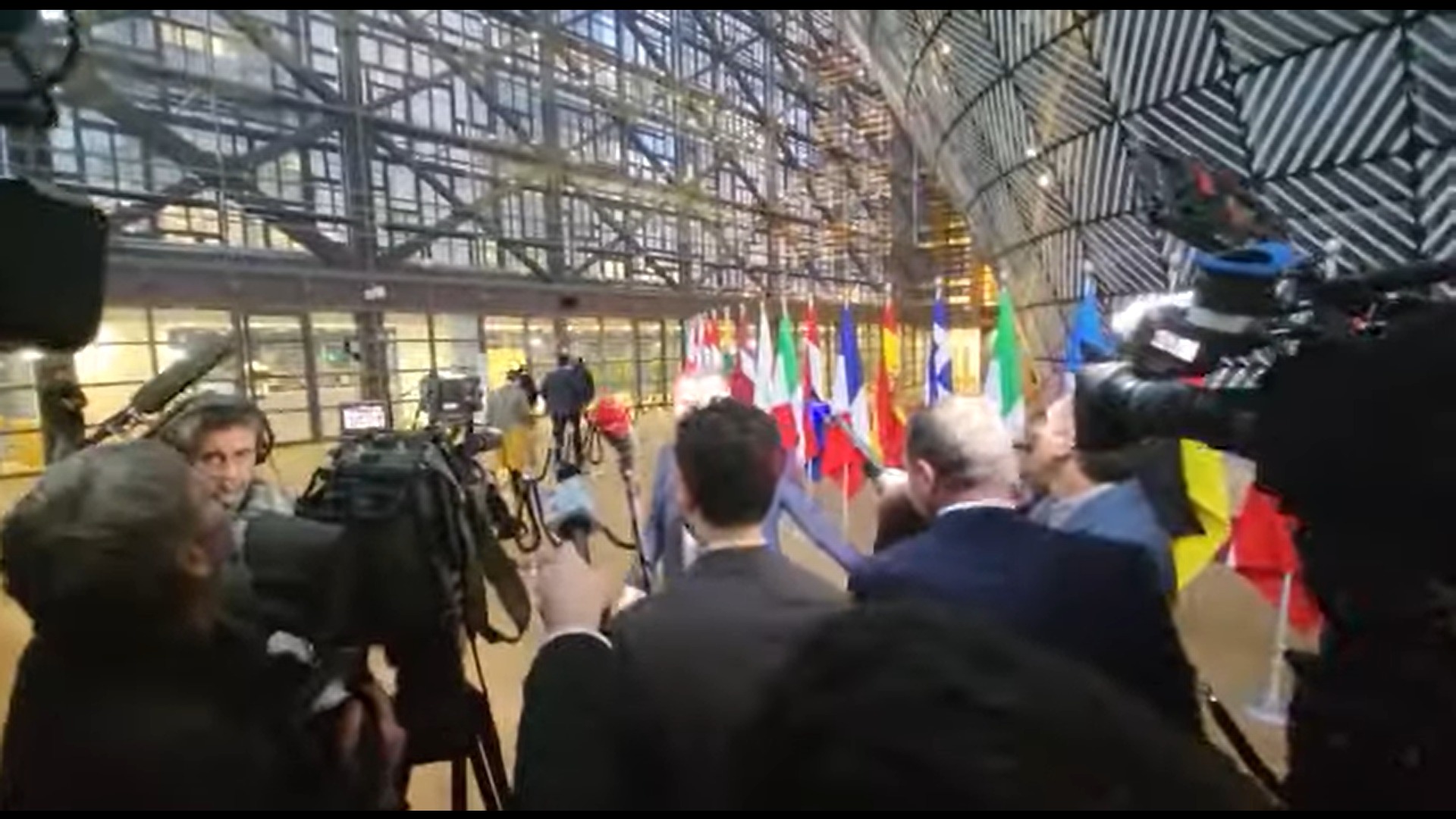 A CNA nyílt levélben kifogásolja a román újságírók távoltartását a schengeni szavazás után