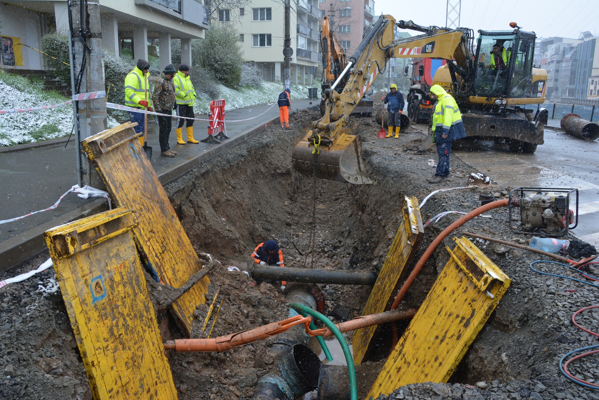 Nagyszabású vízhálózati munkálatok zajlanak Kolozsváron