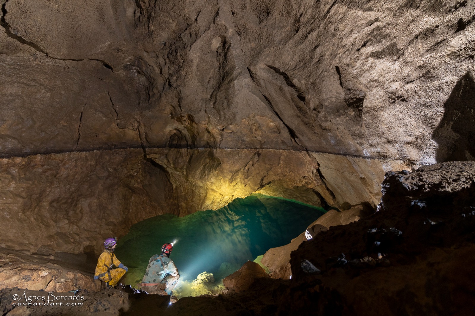Expedícióra mentek, segíteni maradtak Törökországban a kolozsvári barlangászok
