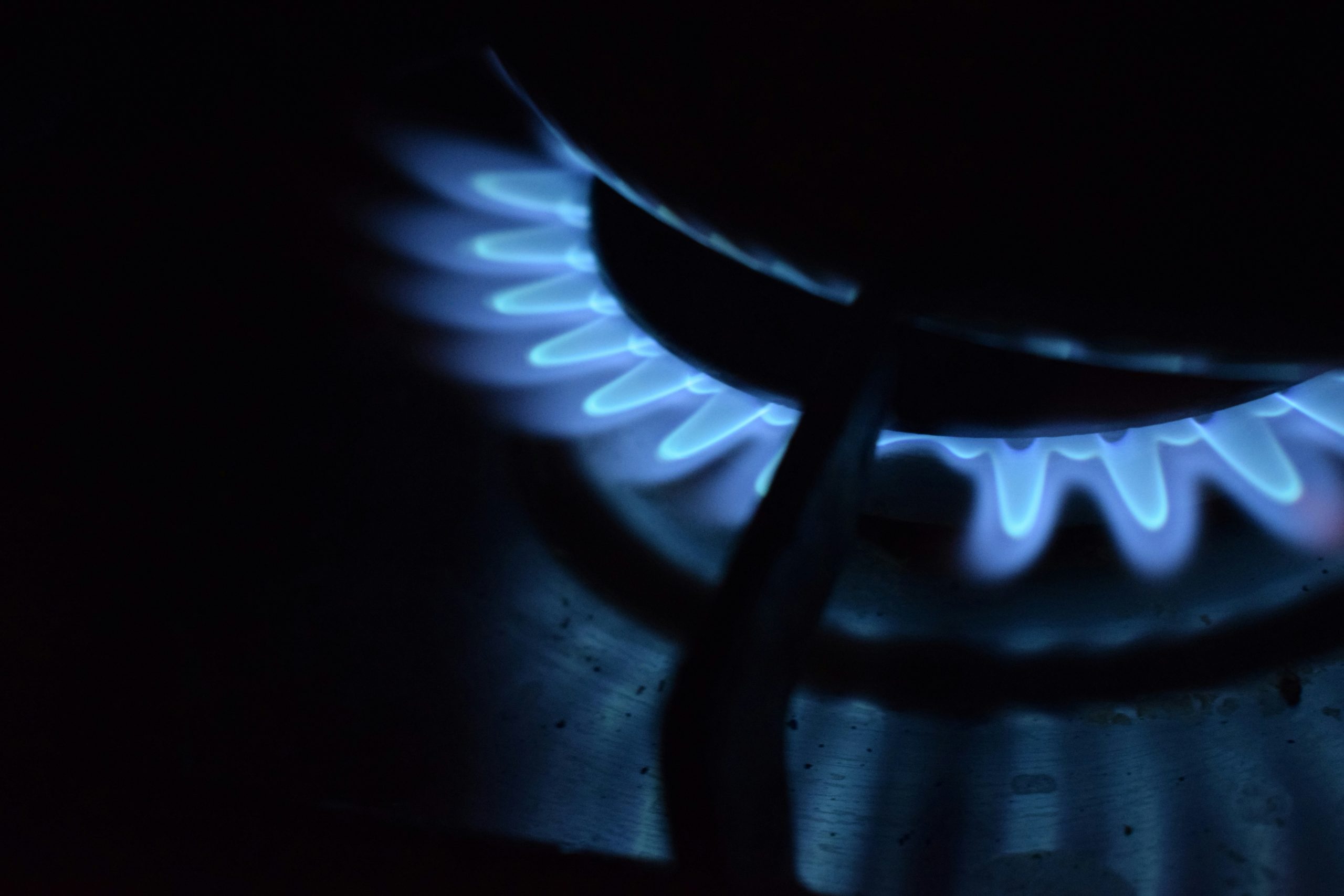 2027-től jön a szénadó a háztartási gázfogyasztókra is