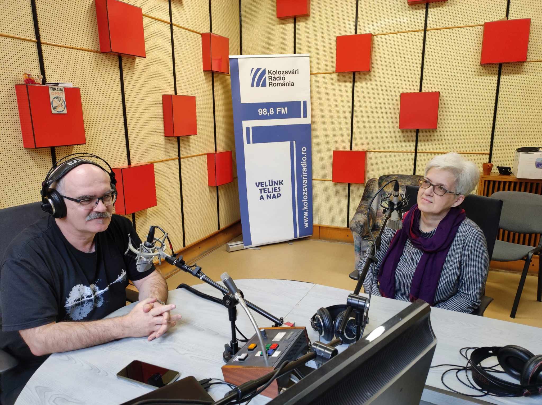 Újvári Ildikó: fontos volt magyarul hallani-hallgatni a Kolozsvári Rádiót