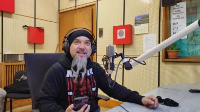 Rockerszülők és rockergyermekek rázzák a tábort