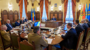 Románia növeli védelmi kiadásait