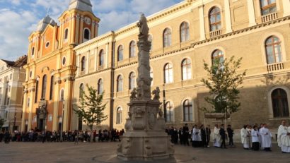 Ünnep a 300 éves piarista templomban – a közösség és a kommunikáció helye
