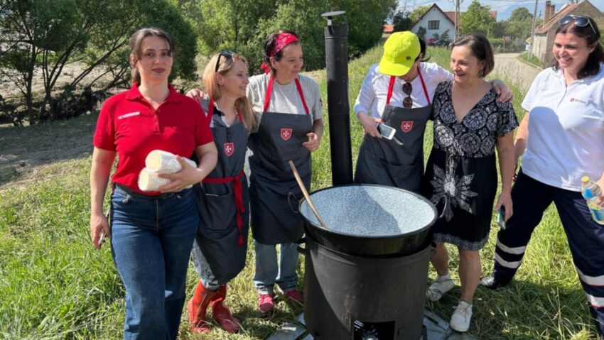 A tál meleg étel is nagy segítség A tál meleg étel is nagy segítség