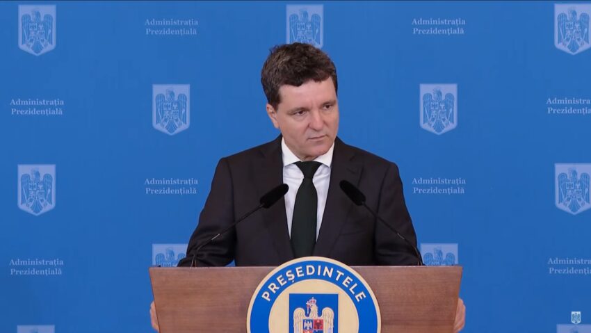 Megtartotta első sajtótájékoztatóját a Cotroceni-palotában Nicușor Dan Megtartotta első sajtótájékoztatóját a Cotroceni-palotában Nicușor Dan