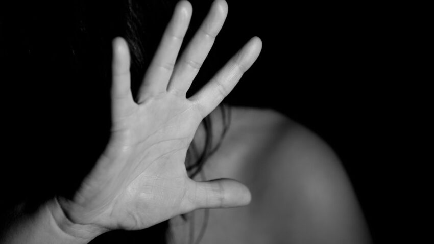 Lekapcsolták a nők fotóit tudtuk nélkül használó oldalt, de a trauma marad Lekapcsolták a nők fotóit tudtuk nélkül használó oldalt, de a trauma marad