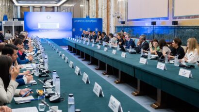 Államtitkár: Románia lassan visszanyeri az Európai Bizottság bizalmát