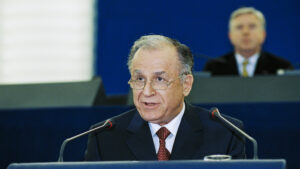 Elhunyt Ion Iliescu