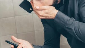 Újabb telefonos csalásokra figyelmeztetnek