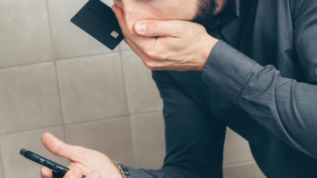 Újabb telefonos csalásokra figyelmeztetnek