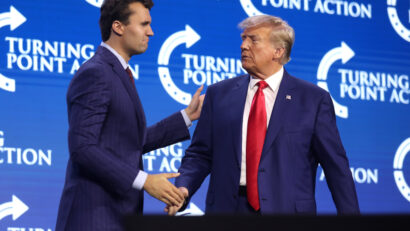 Merényletben megölték Charlie Kirk amerikai influenszert