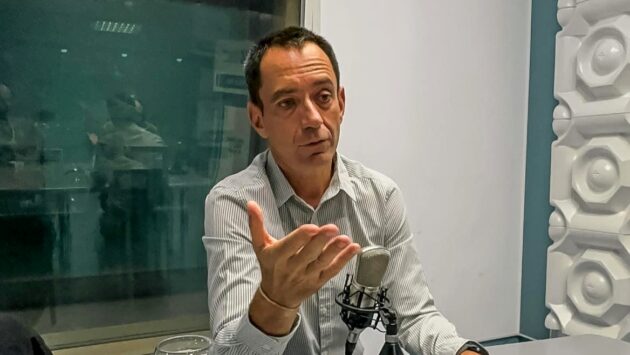 Csoma Botond: a költségvetési válságra csak éppen egy politikai válság nem hiányzott