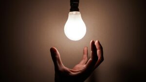 Miniszter: korlátoznák az energiaárat a kisjövedelműek esetében