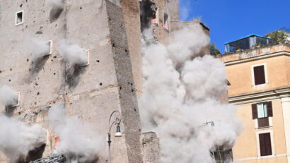Elhunyt a román férfi, aki a Torre dei Conti romjai alatt rekedt