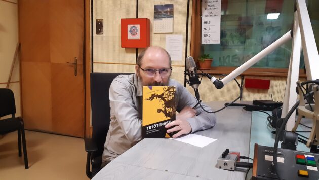 Tetőterasz a Sajtóklubban, felül- és „belülnézetből”