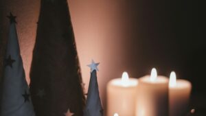 „Gyújtsál gyertyát, ha leszáll a csendes éj”… akár saját készítésűt!