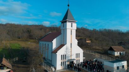 Új templom Hadadon: “Karácsony este gondoljanak ránk…!”