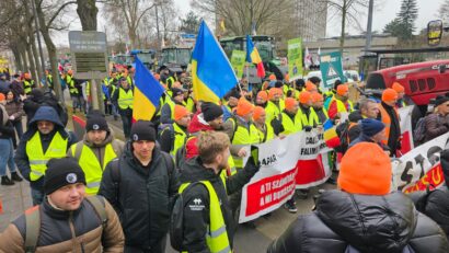 Az EU-Mercosur megállapodás újratárgyalásáért tüntetnek a gazdák Strasbourgban