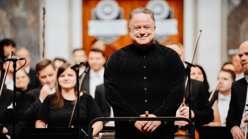 Magyar vezető karmestere van a Transilvania Állami Filharmóniának