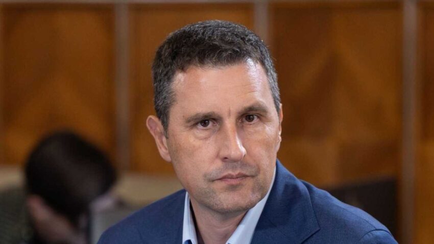 Kilép-e kormányról az RMDSZ?