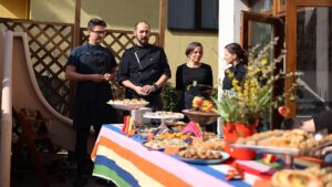 Kísérletezve, kreatívan, jókedvvel – pezsgés és összedolgozás a Chef’s Home-ban