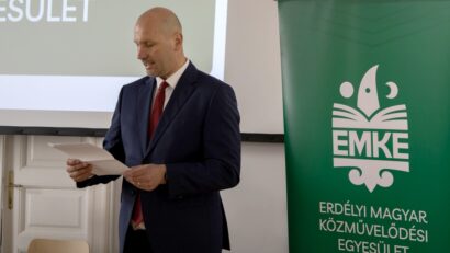 Önszerveződő értékteremtés
