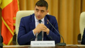 Simion az AUR-ba invitálja a magyarokat