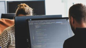 Hogyan alakultak az IT-s fizetések az elmúlt 17 évben?