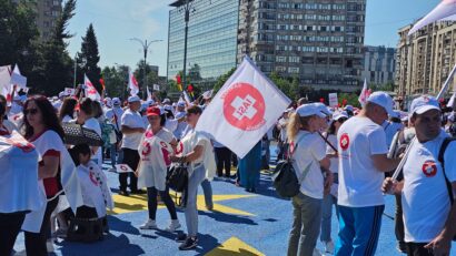 Bukarestben tüntetnek az egészségügyi dolgozók