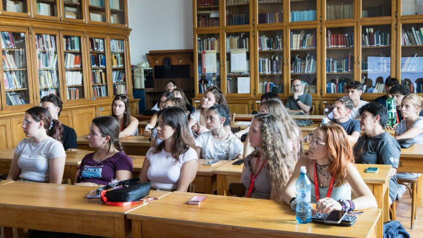 Egyetemi tanévkezdés: szépségek és kihívások